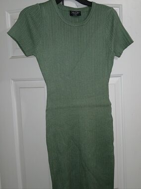 Cute Ribbed Short Sleeve Midi Sweater Dress in Sage Green